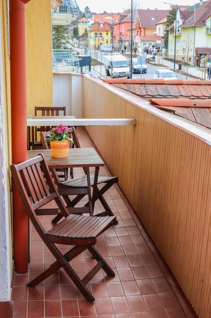 Hürkecz Apartmanház Hévíz Exterior foto